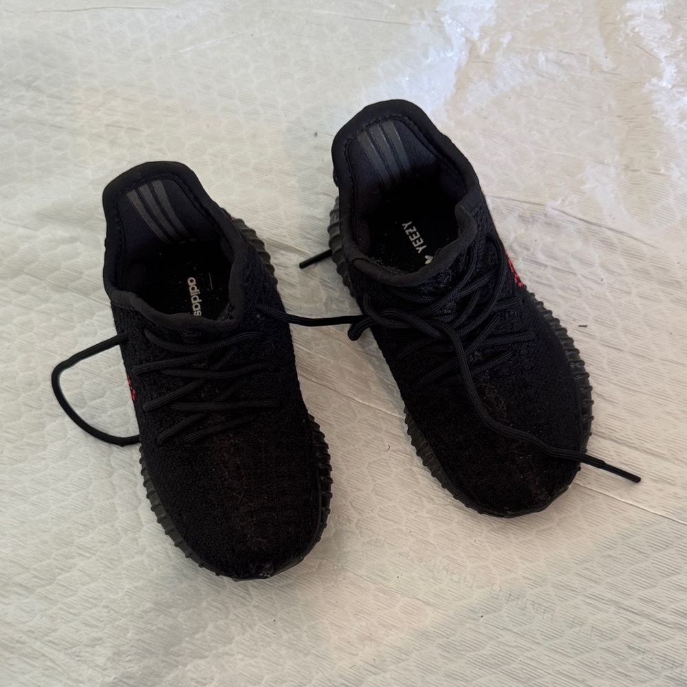 Yeezy Kids Black and Red Sneakers